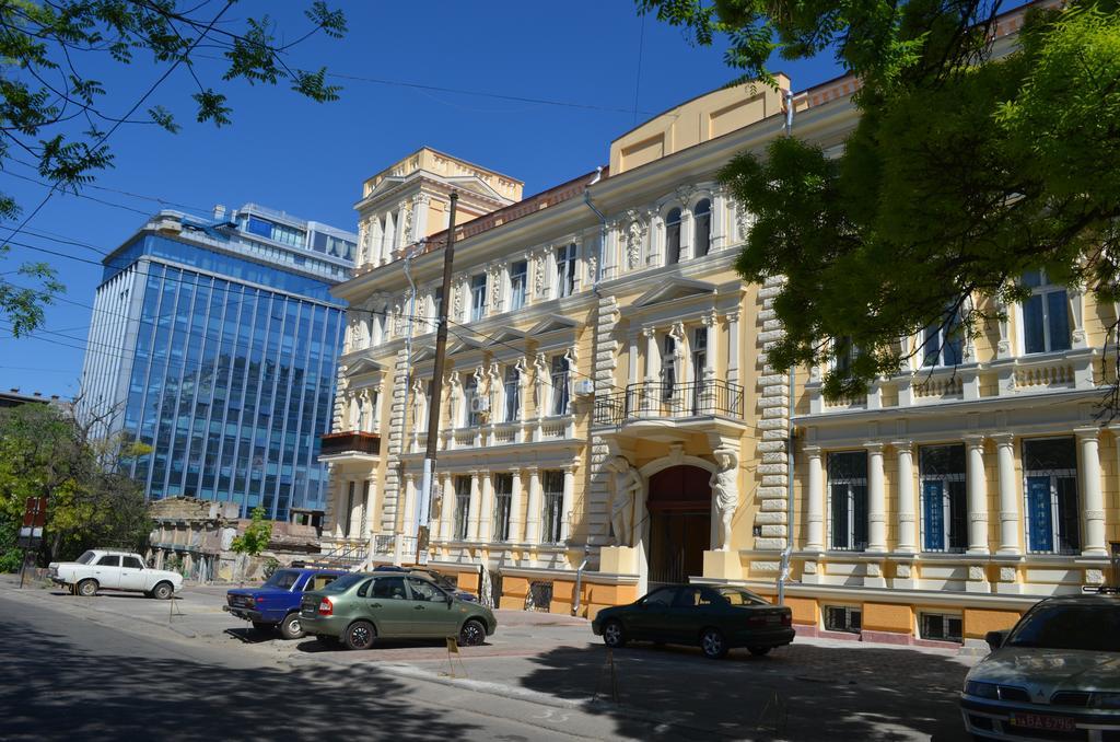 Chemodan Hostel Odessa Exterior foto