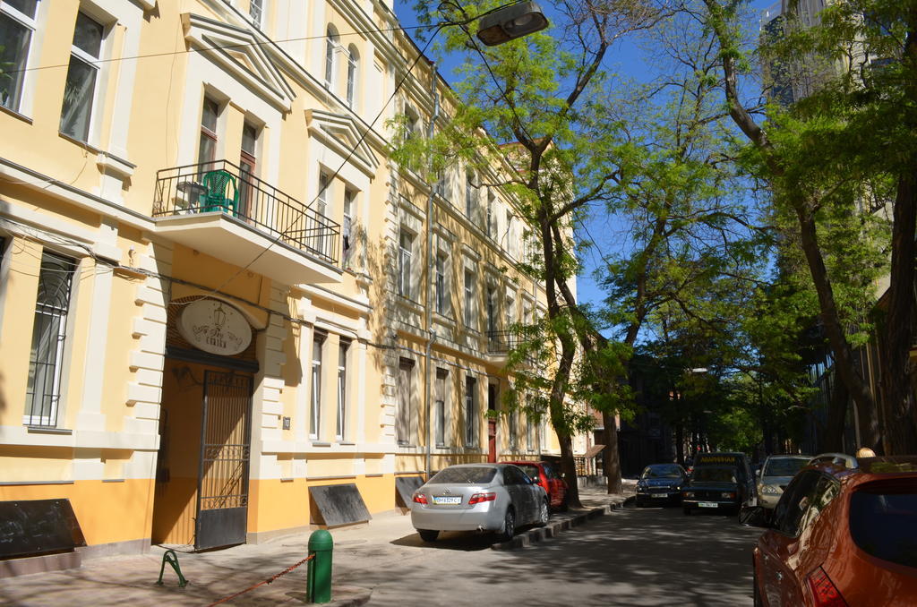 Chemodan Hostel Odessa Exterior foto