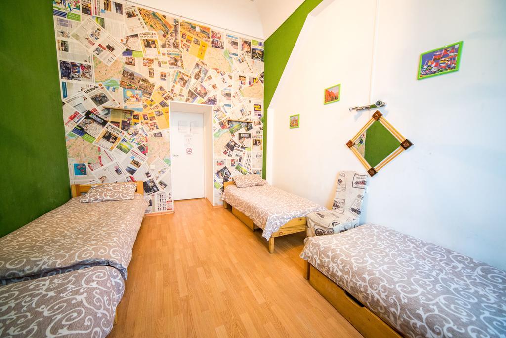Chemodan Hostel Odessa Exterior foto
